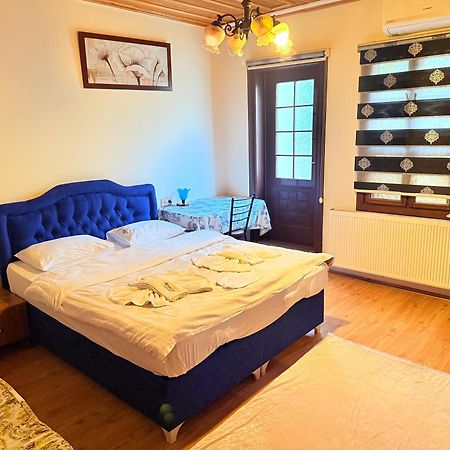 Oez Butik Otel Antik Kent Myrleia Mudanya Exterior foto
