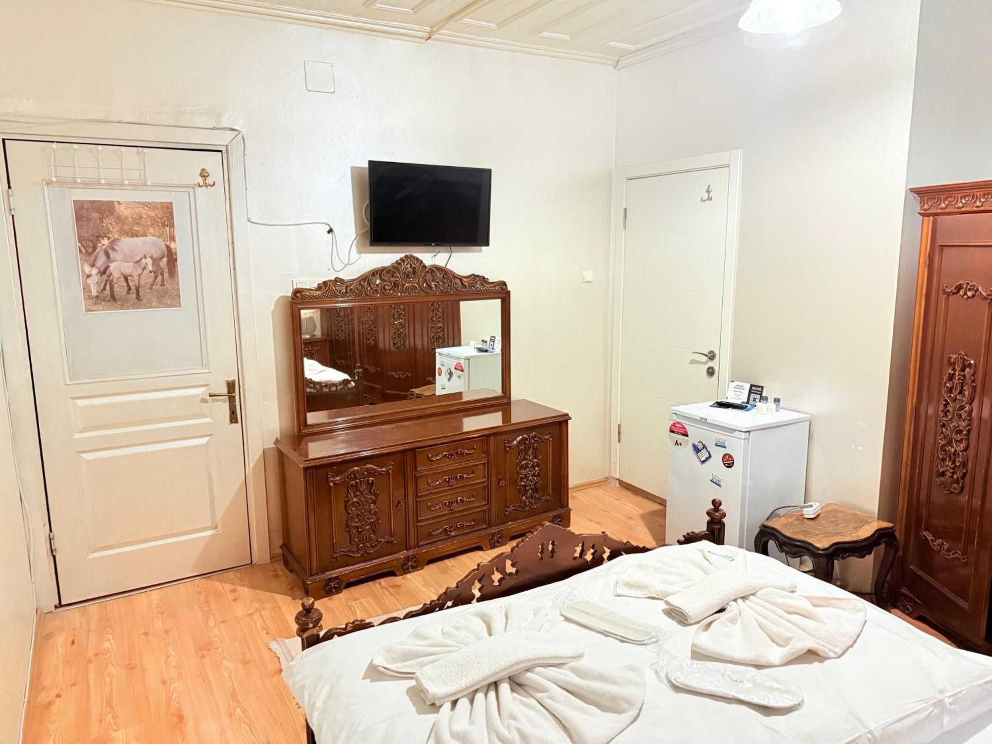 Oez Butik Otel Antik Kent Myrleia Mudanya Exterior foto